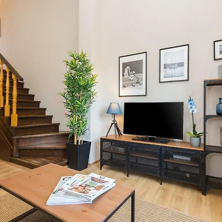 New Center Design * Porec