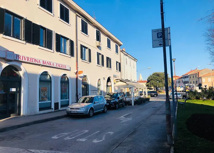 Апартаменти New Center Design *